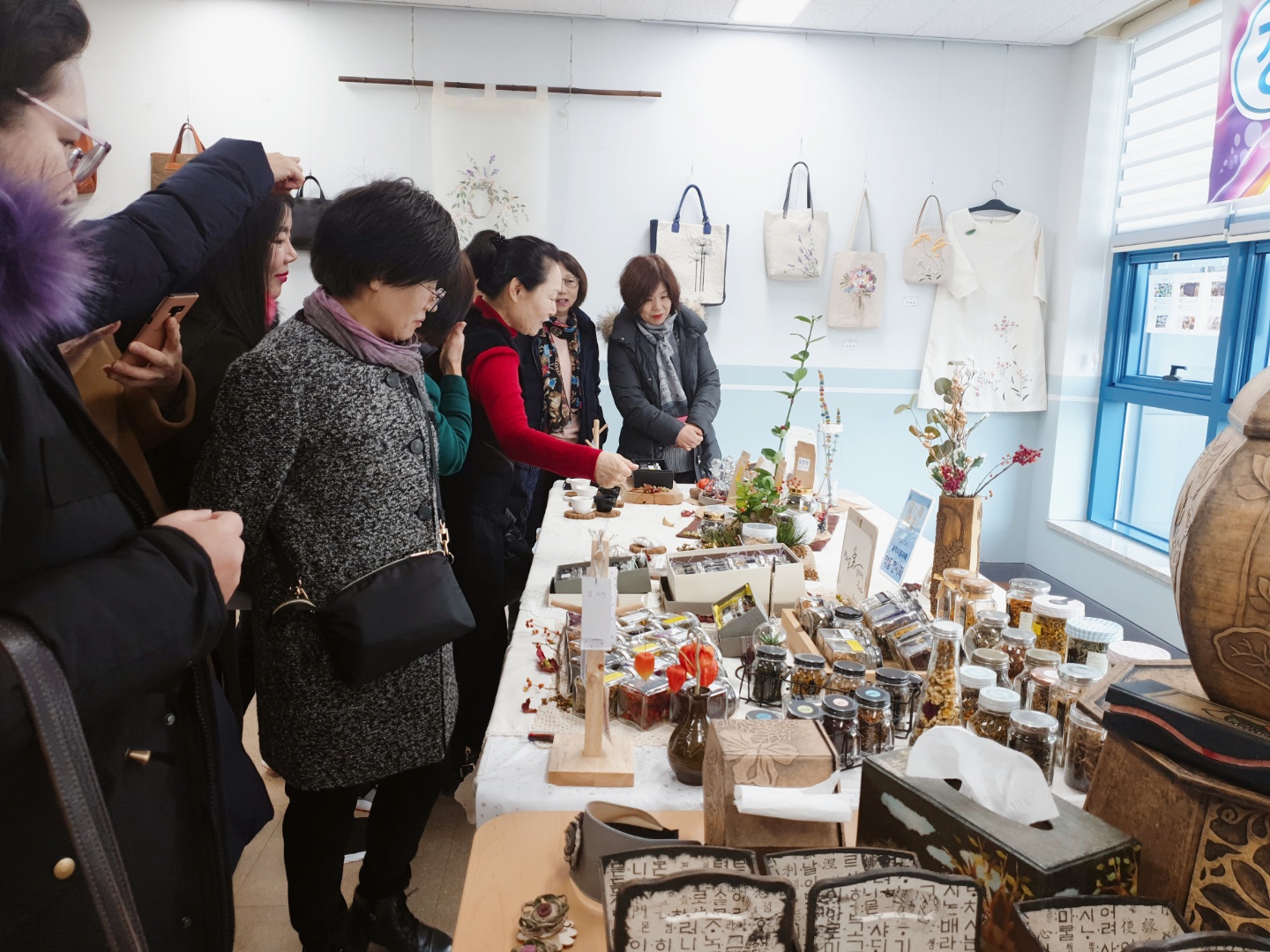 평생교육원 ‘책과 함께하는 평생교육 작품 전시회’ 개최