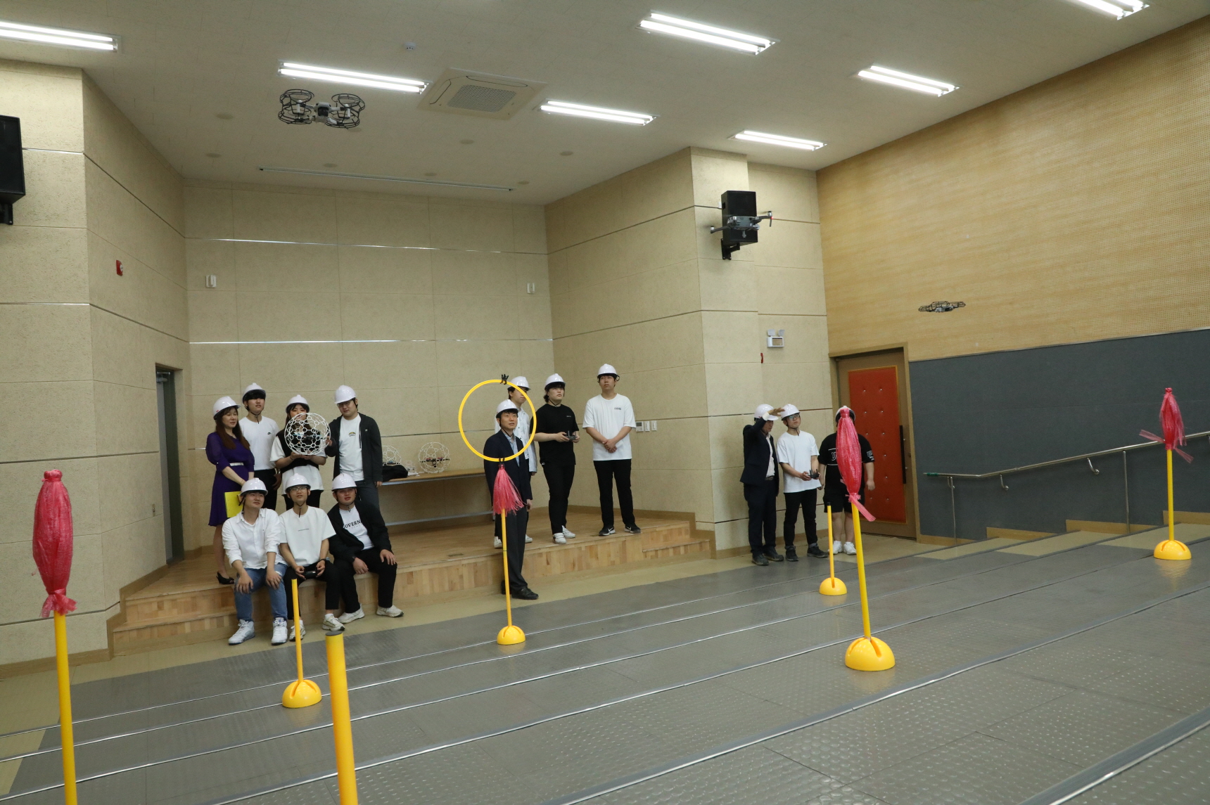 실내연습장에서 수업 장면들 2